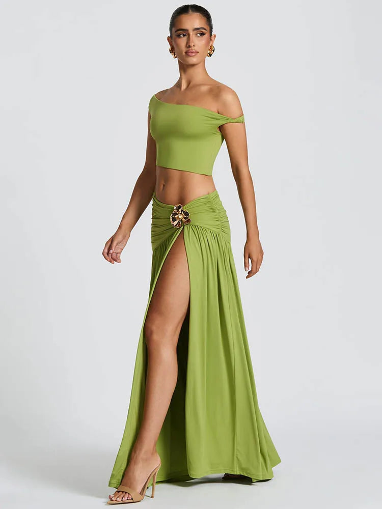 UNLEASH - Waistless Pleated Skirt Set